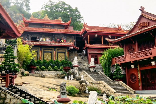 Chùa Hang | Thiền am bên triền Núi Sam (An Giang)