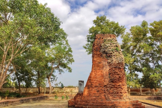 Tháp cổ Vĩnh Hưng - Trung Hưng 1B - Vĩnh Hưng A - Vĩnh Lợi - Bạc Liêu