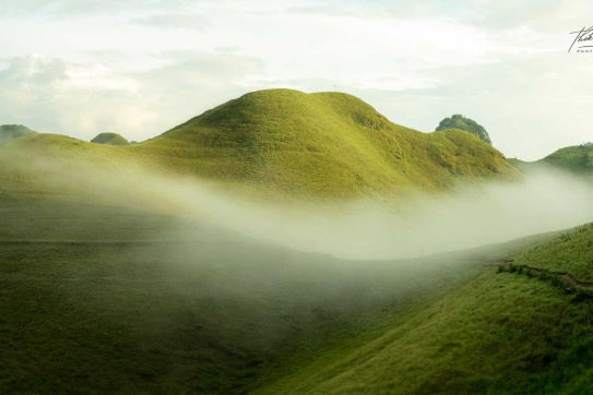 Check-in săn mây Đồi cỏ Ba Quáng, Hạ Lang, Cao Bằng