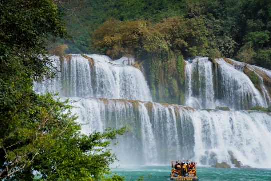 Non nước Cao Bằng đang trong những ngày đẹp nhất