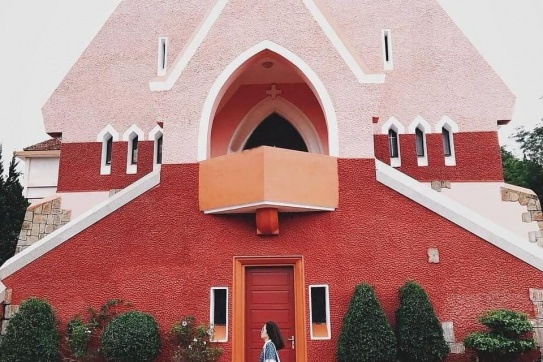 Nhà thờ Domaine De Marie - Top 10 điểm đến không thể bỏ qua khi tới Đà Lạt 