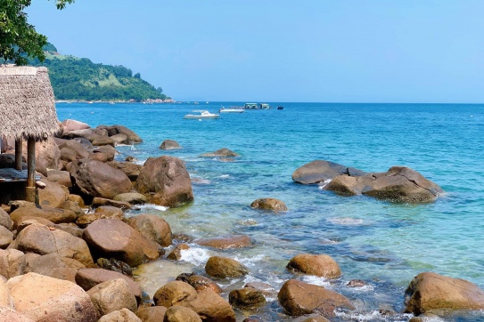 Đổi gió với Bãi Rạng (Đà Nẵng) hoang sơ - đẹp tựa Maldives