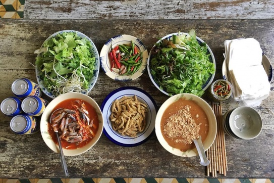 Mê mẩn mín Gỏi cá Nam Ô – lạ nhưng lại cực ngon