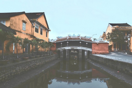 Phố Cổ Hội An ngày mưa.