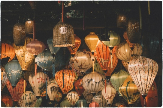 Những dòng thời gian mịn màng trong lòng Phố Cổ Hội An