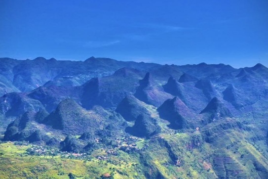 Hà Giang hôm nay 1 màu xanh ngắt.