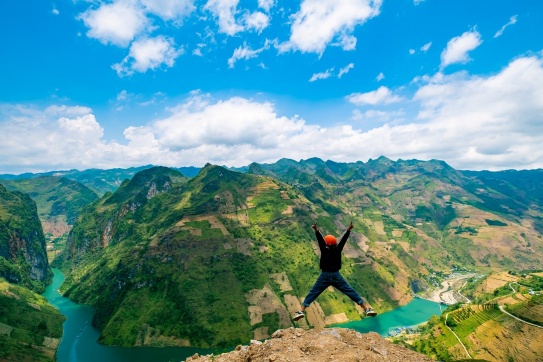 Xuôi dòng cảm xúc bên sông Nho Quế