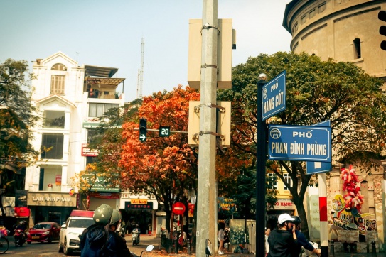 Hà Nội ngày đầu tiên của tháng 3 quá xuất sắc rồi.