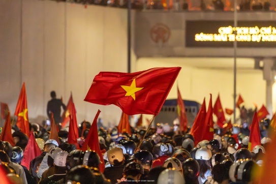 Check in đi bão tại Hầm Kim Liên ... Việt Nam Vô Địch