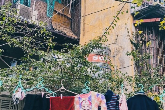 Hà Nội là một mảnh đất nhiều hoài niệm. Những điều xưa cũ nằm trọn trong những điều rất mới.