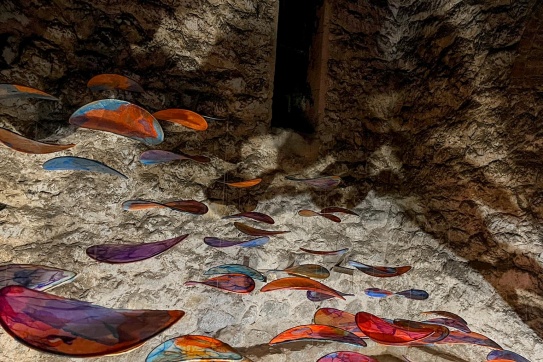 THÁP NƯỚC HÀNG ĐẬU TRƯỚC NGÀY MỞ CỬA 