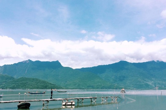 Check-in Tuyệt Tình Cốc của xứ Huế mộng mơ