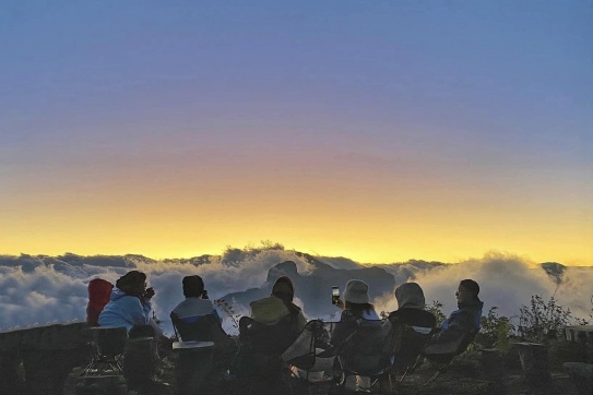 Mùa này nàng mây trên Lảo Thẩn chiều lòng người quá!