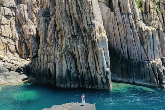 Vịnh Vĩnh Hy - Vịnh biển đẹp hoang sơ nhất Việt Nam