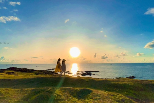 Dốc phượt Đảo Phú Quý | Địa điểm ngắm bình minh đẹp nhất đảo.