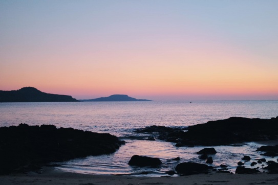 View ngắm bình minh và cà phê buổi sáng vô cùng chill ở Phú Yên nè!