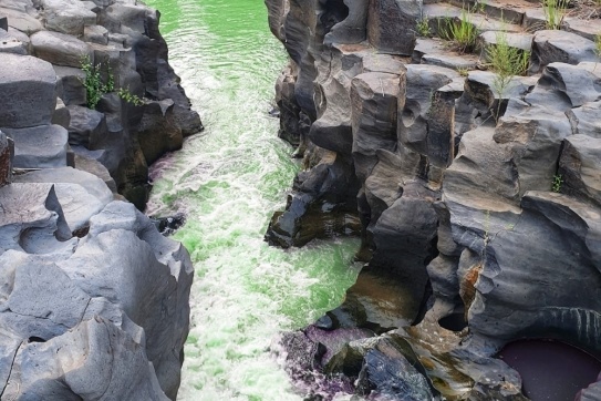 Ghềnh Đá Đĩa - Điểm check-in mới toanh “đẹp u mê” ẩn giữa phố núi Gia Lai