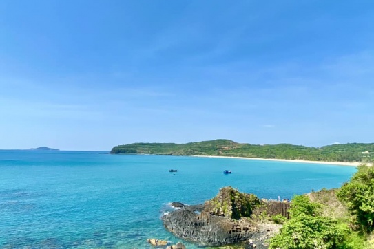 Yêu cái màu biển nơi này