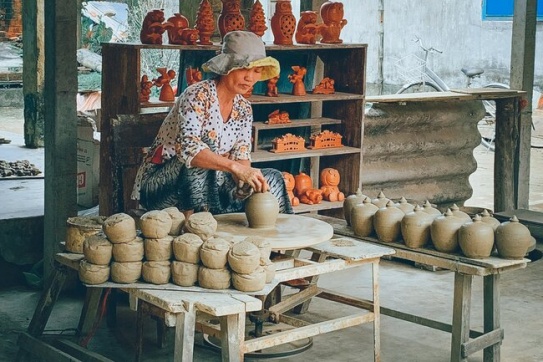 NÉT ĐẸP CỔ TRUYỀN 500 TUỔI Ở LÀNG GỐM THANH HÀ, HỘI AN