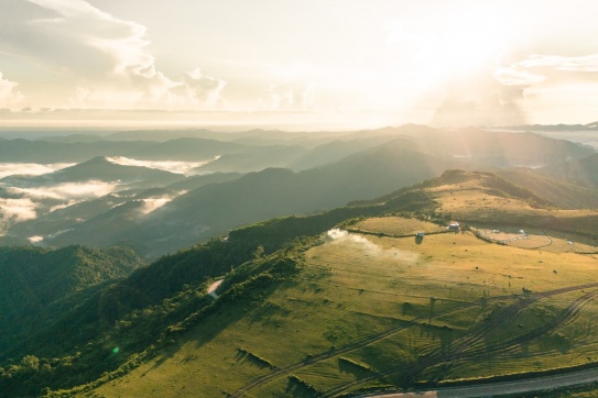 Bùi Hui | Thảo nguyên “trên mây” ở Quảng Ngãi