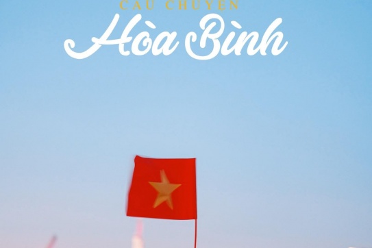 Chiều cuối tuần tại bến Bạch Đằng gần kề dịp lễ.....