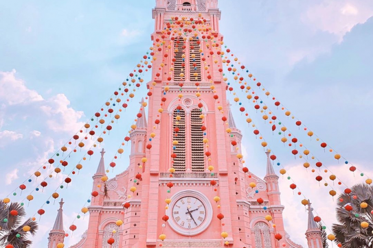 Nhà thờ Tân Định - Nhà thờ màu hồng cực xinh xẻo có 1-0-2 tại Sài Gòn 
