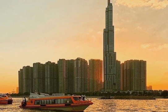 Cầm 15k đi Waterbus độc nhất vô nhị ở Sài Gòn