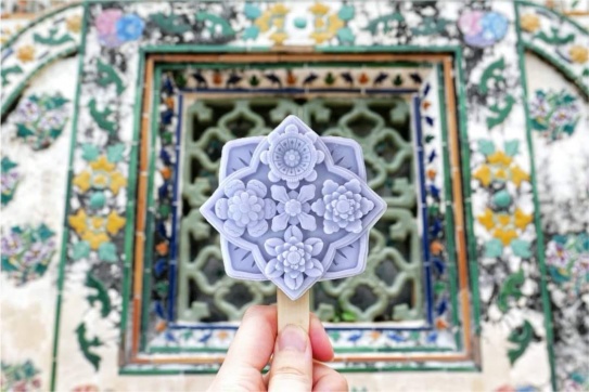 Xuất hiện kem in hoa văn ....