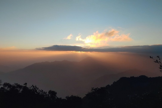 Chinh phục Tà Xùa | Thử thách 13 tiếng Trekking cung đường mới