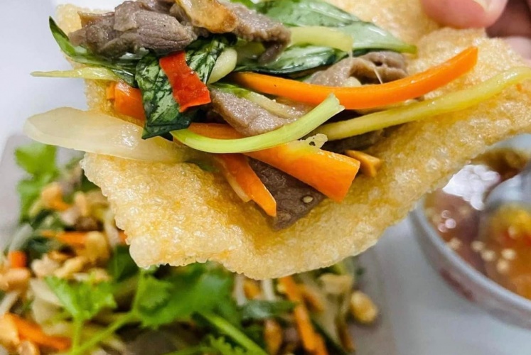 Bánh phồng tôm “hông ngon hông lấy tiền” của người Cà Mau