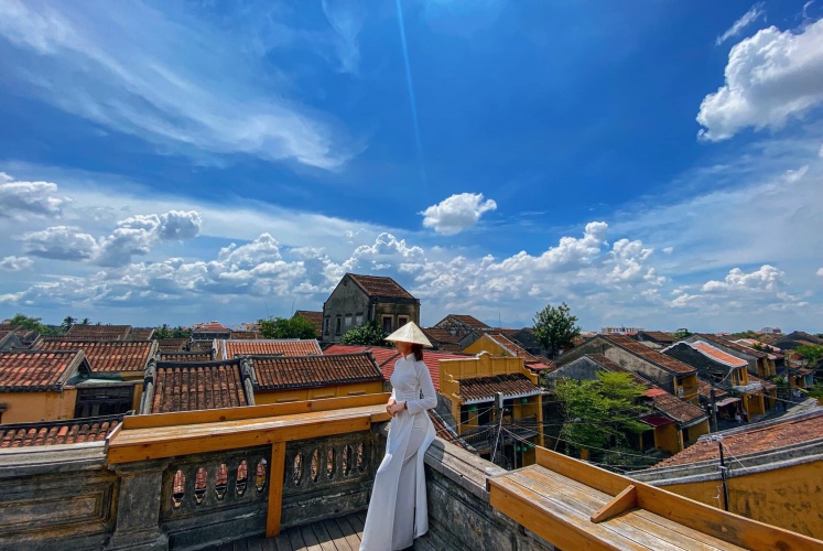 | Hội An ngày trở lại |