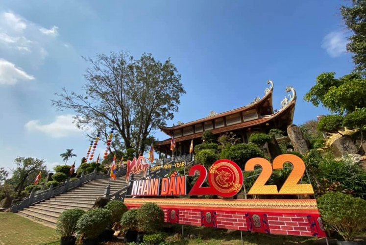 Giữa phố núi Đắk Nông, có một ngôi chùa linh thiêng tuyệt đẹp…