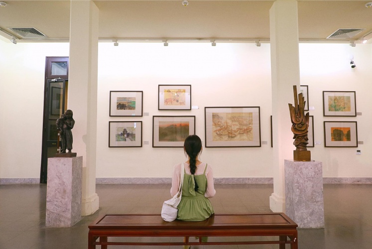 Check-in cực xịn tại Bảo tàng Mỹ thuật Việt Nam