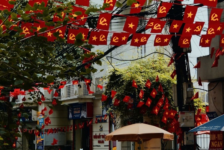 Hà Nội bỏ qua bản mùa thu premium sang ngay bản mùa đông demo