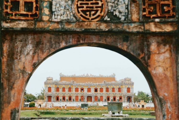 “Về Huế để healing đi con …” 