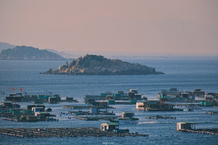 ĐƯỜNG DT702 - 1 TRONG NHỮNG CUNG ĐƯỜNG VEN BIỂN ĐẸP NHẤT VIỆT NAM