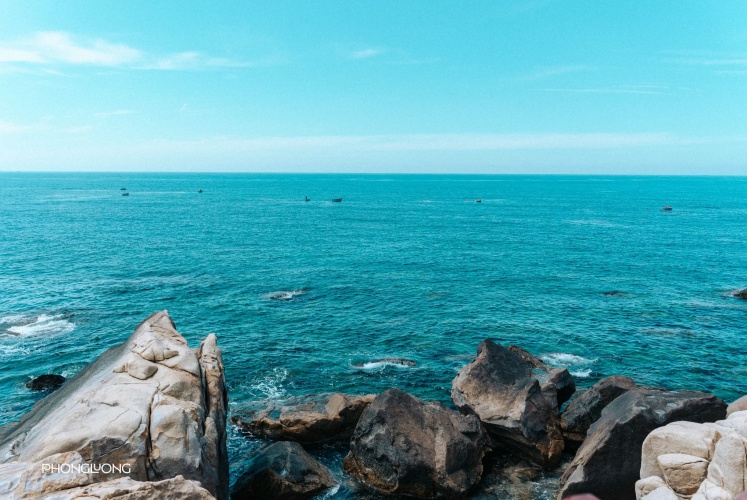 Hè này không "nằm nhà" – mà xách máy ảnh lên và đi biển thôi!