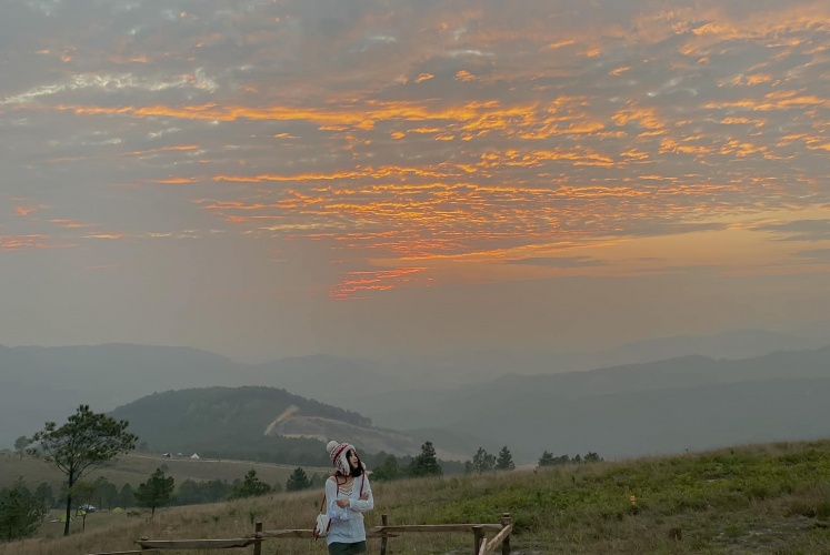 Camping trên đỉnh Phượng Hoàng (Quảng Ninh) 