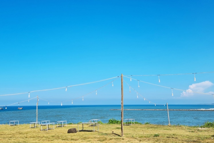 Một chiều hè dạo chơi bãi biển “thiên đường” Cửa Tùng - Quảng Trị