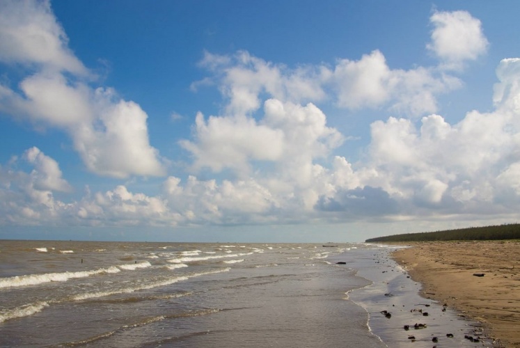 Bãi biển Ba Động của một vùng miền Tây bình dị 