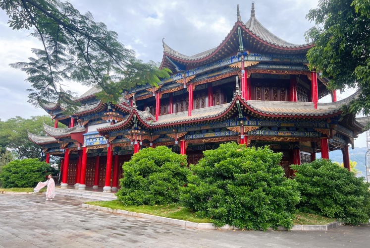 MỘT VÀI LƯU Ý ĐI “CHÂU HỒNG HÀ”