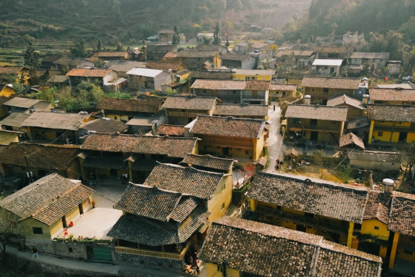 Làng Lô Lô Chải – Vẻ đẹp Bình Yên Giữa Cao Nguyên đá Hùng Vĩ Làng Lô Lô Chải – Vẻ đẹp Bình Yên Giữa Cao Nguyên đá Hùng Vĩ