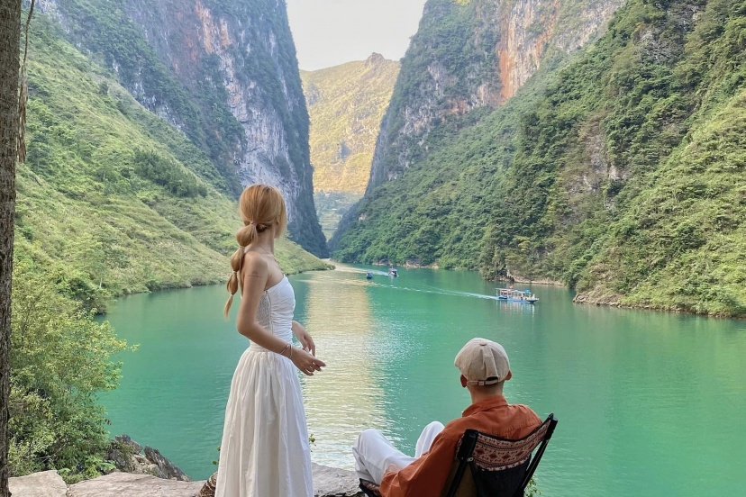 Hà Giang “Miền Đá Nở Hoa” Nơi Địa Đầu Tổ Quốc Hà Giang “Miền Đá Nở Hoa” Nơi Địa Đầu Tổ Quốc