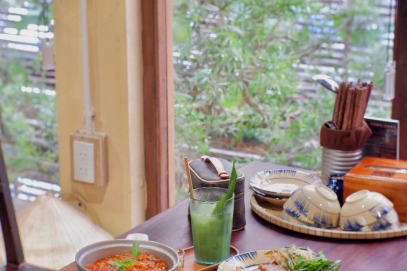 Review Du Lịch Huế Mùa Mưa 3 Ngày 2 Đêm Review Du Lịch Huế Mùa Mưa 3 Ngày 2 Đêm
