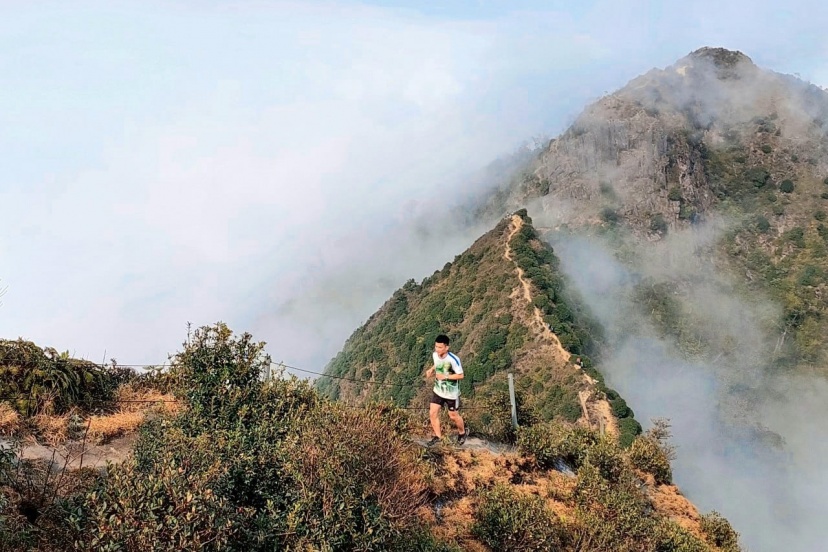 REVIEW CHUYẾN TREKKING TÀ XÙA 2 NGÀY 1 ĐÊM REVIEW CHUYẾN TREKKING TÀ XÙA 2 NGÀY 1 ĐÊM